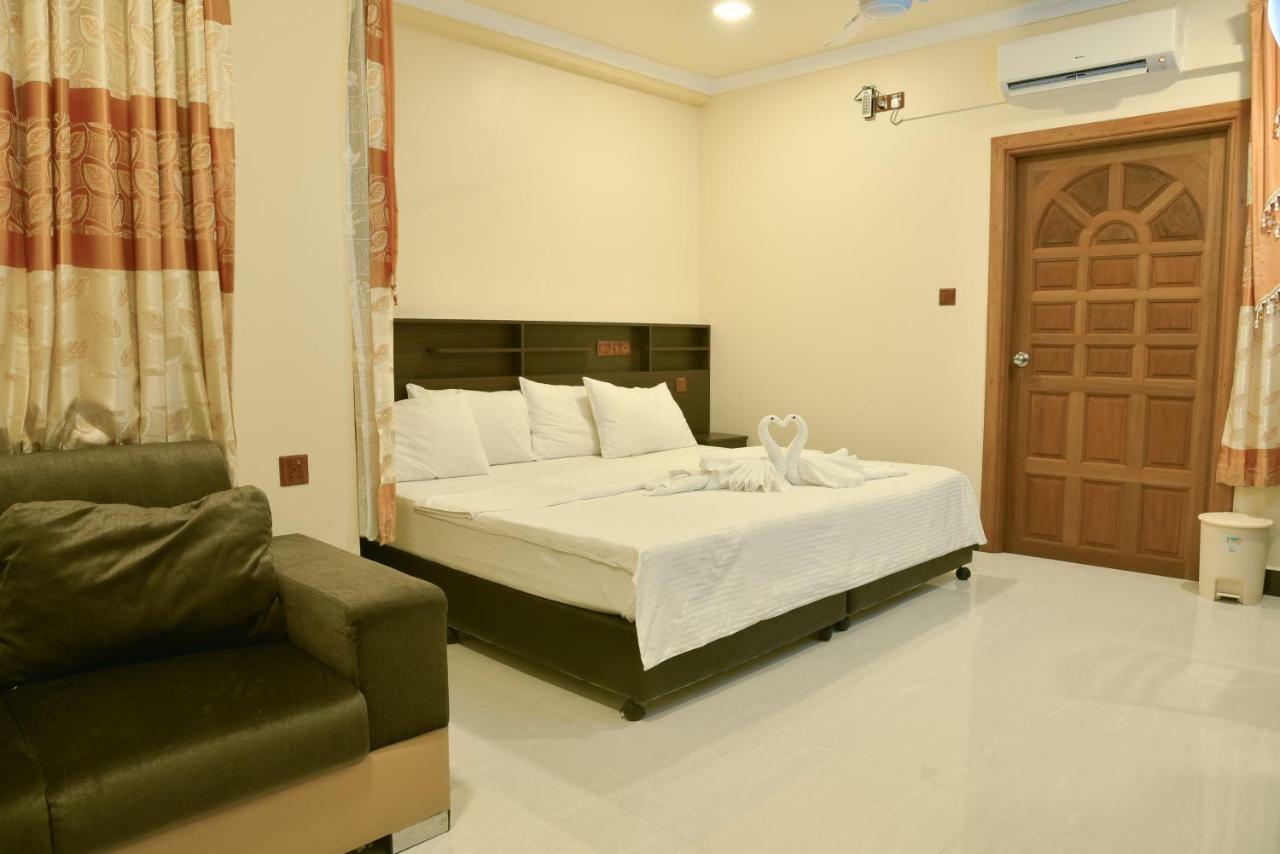 Nalaveshi Inn Huraa Eksteriør billede